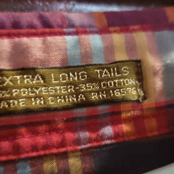 Stylish Plaid Button-Down Shirt - Red and Blue - Picture 4 of 4